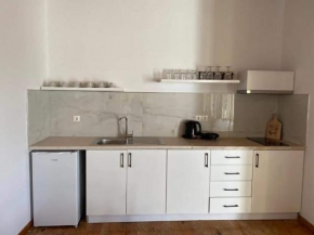 Thanasis studio
